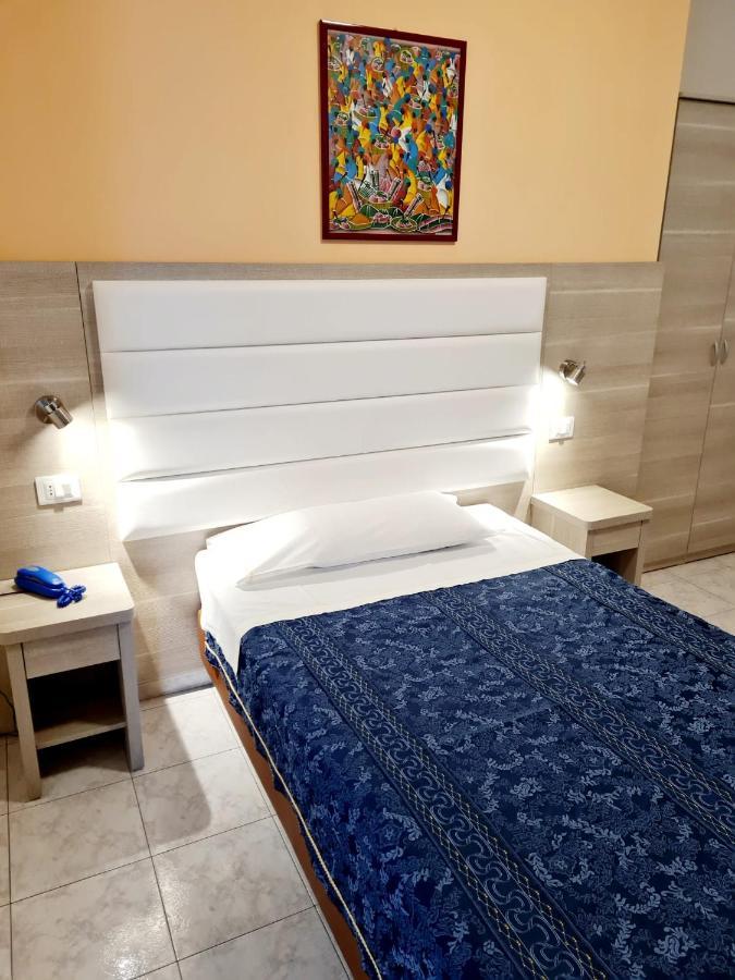 Hotel San Marco Pesaro Luaran gambar