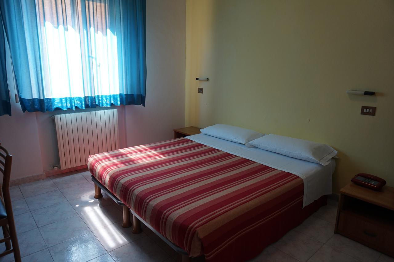 Hotel San Marco Pesaro Luaran gambar