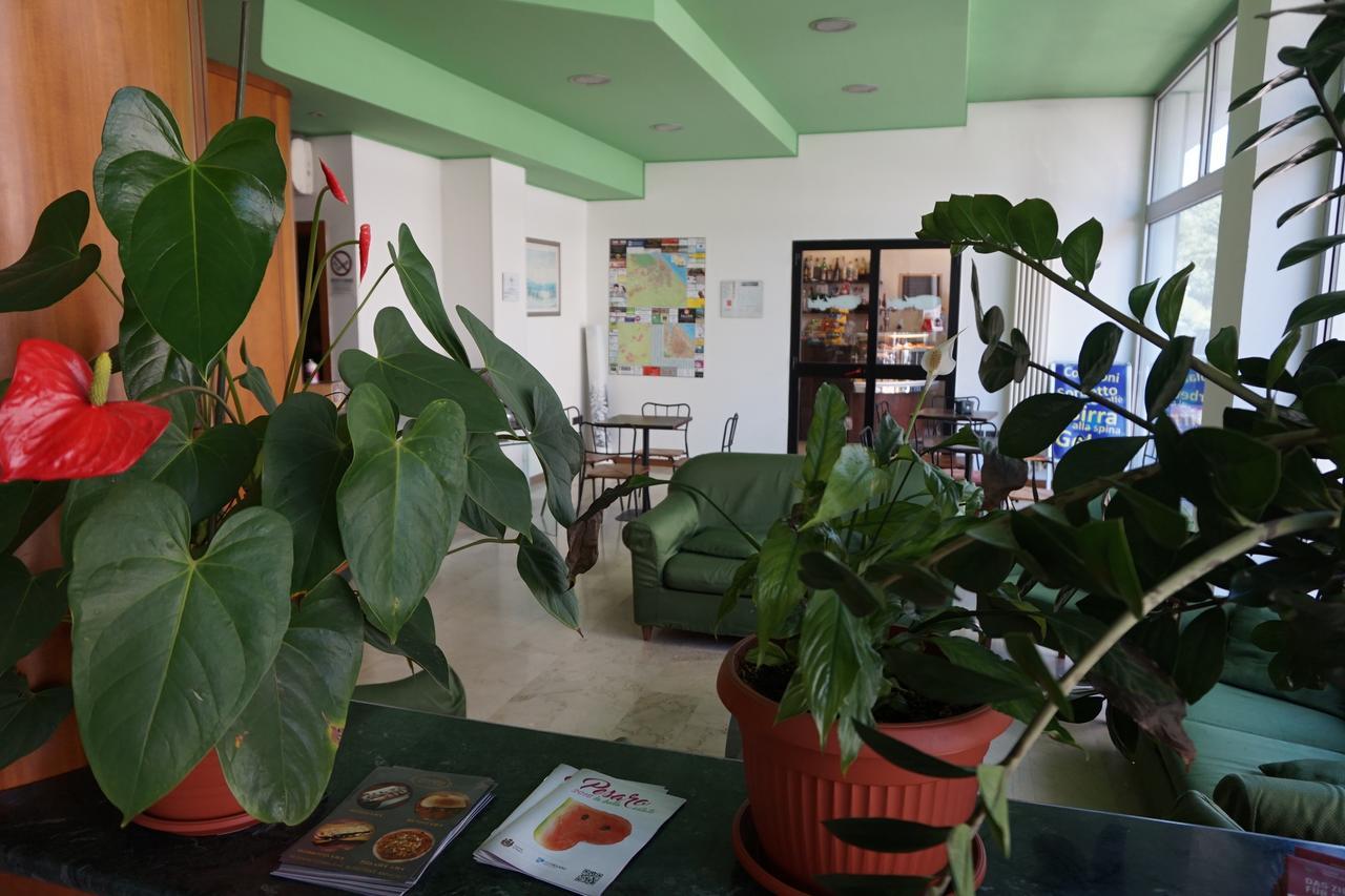 Hotel San Marco Pesaro Luaran gambar