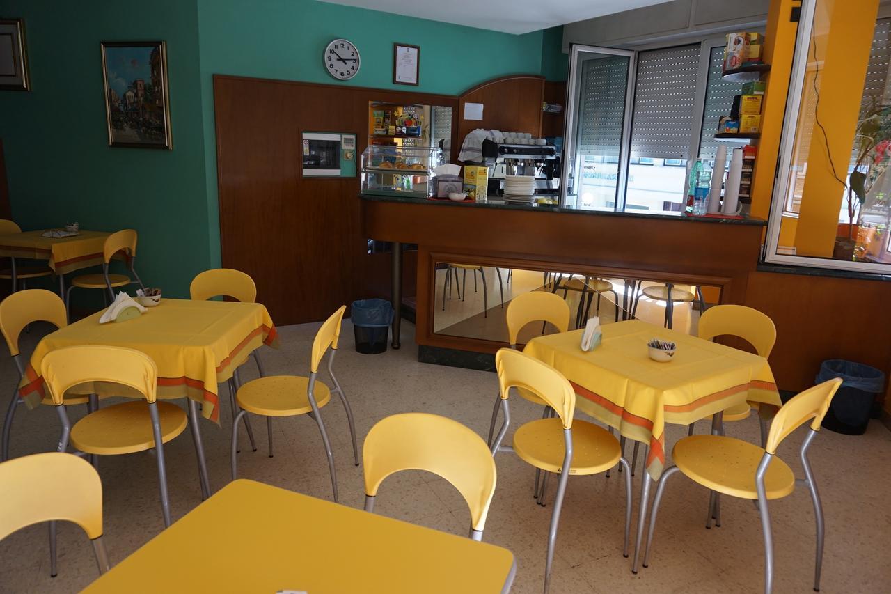 Hotel San Marco Pesaro Luaran gambar